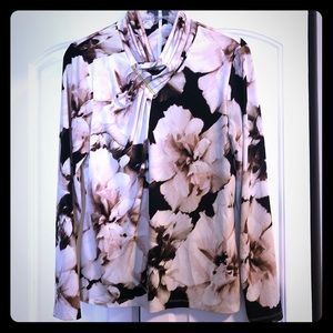 Calvin Klein blouse size M